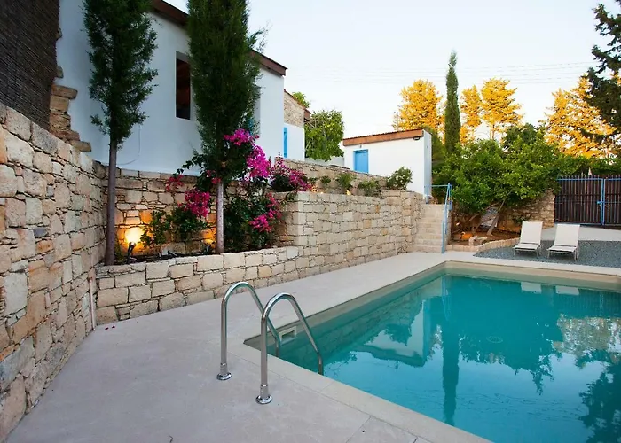 Cecilias Courtyard