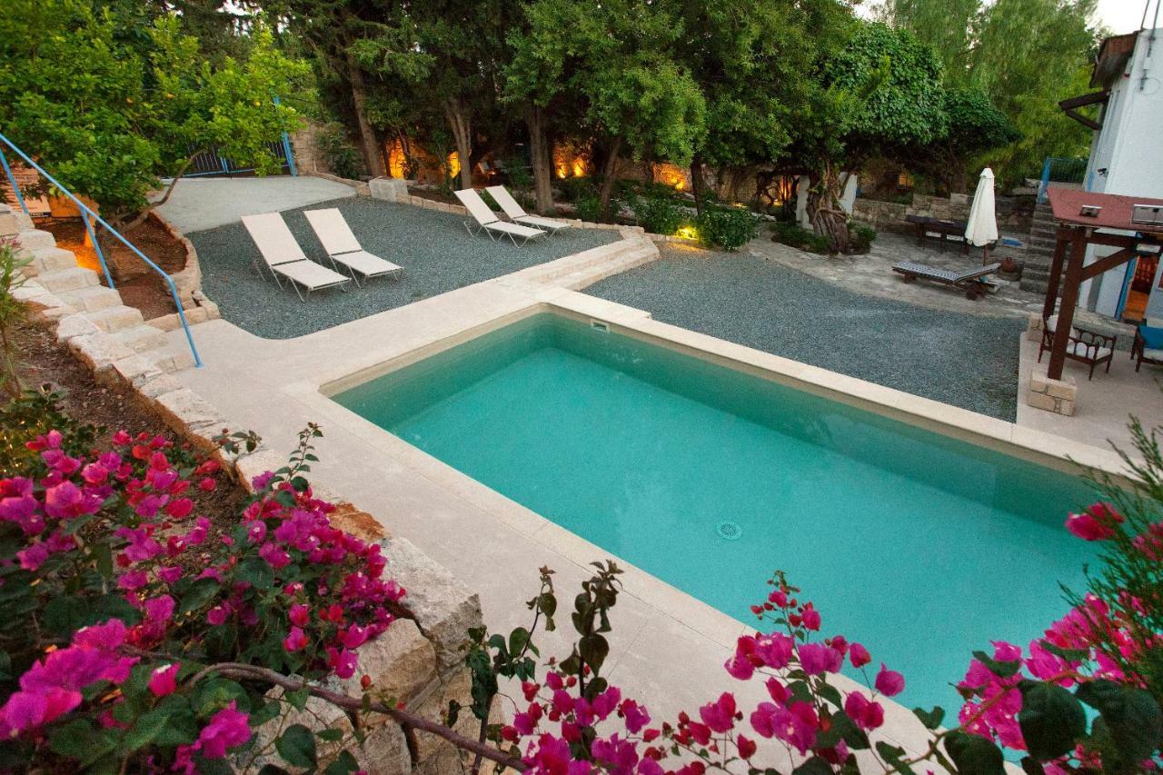 Cecilias Courtyard * Malya