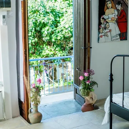 Maison d'hôtes Cecilias Courtyard à Malya Extérieur photo