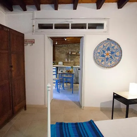 Maison d'hôtes Cecilias Courtyard à Malya Extérieur photo
